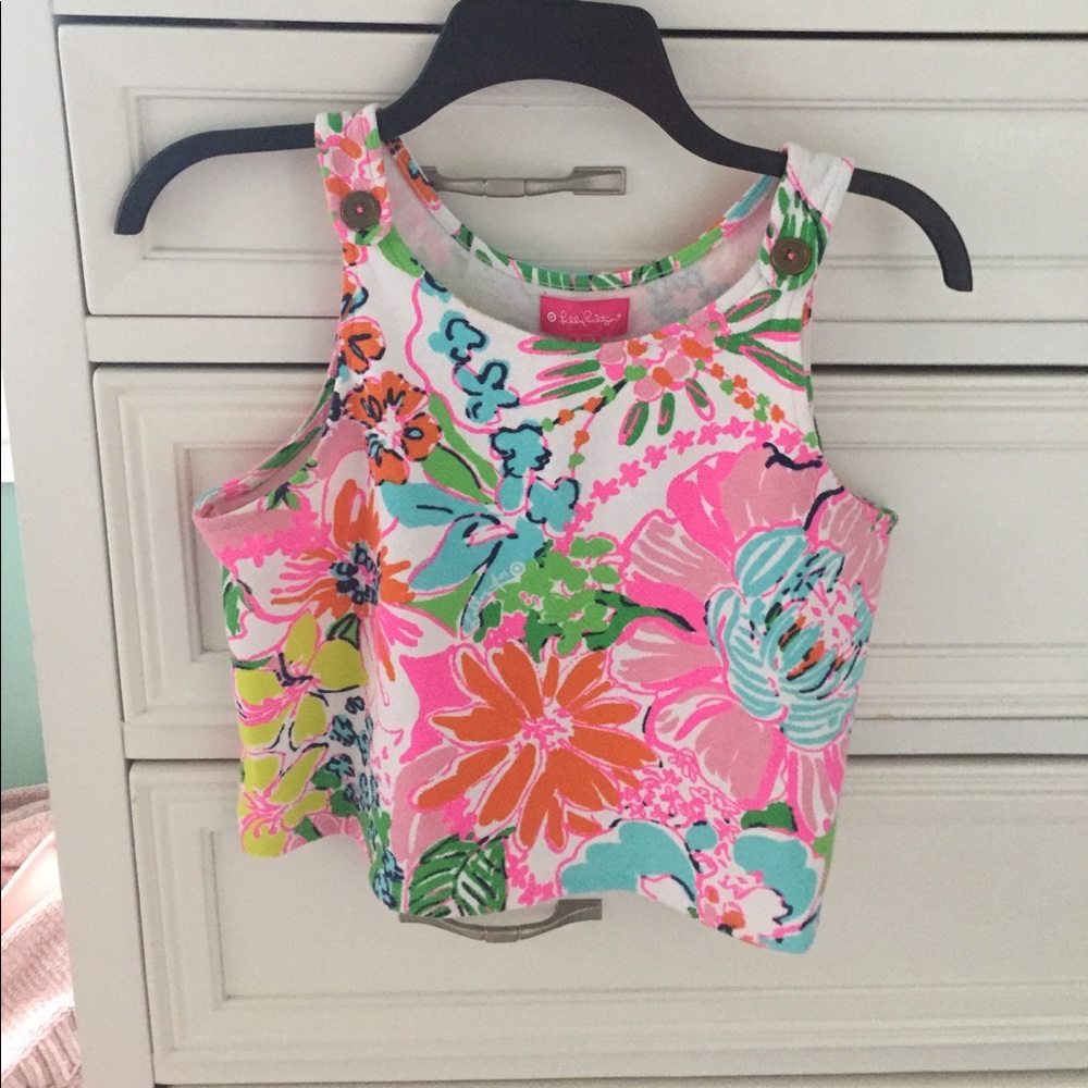 Lilly Pulitzer Top (donating soon)
